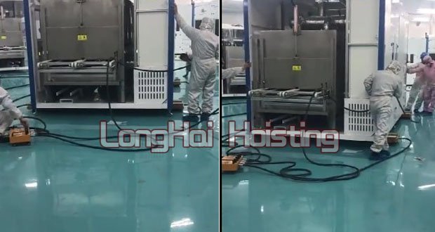 清(qing)洗機(ji)安(an)裝就(jiu)位